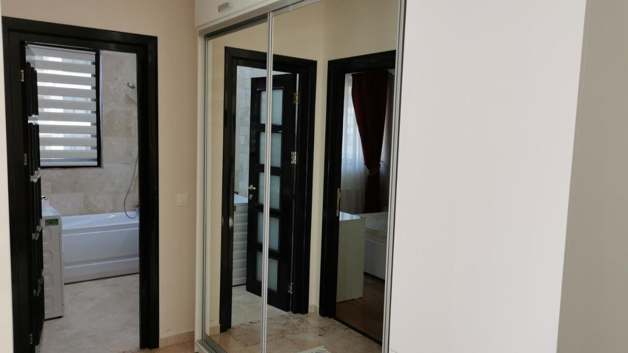 Luxurious Apartment In A Residential Complex In Copou For A Maximum Number Of 3 Persons Iasi Eksteriør billede